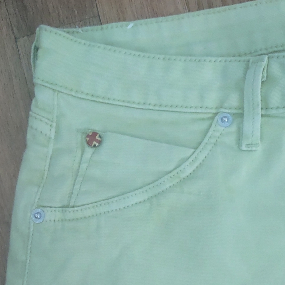 Hudson Neon Lime Green Shorts - Size 32 - Picture 5 of 5